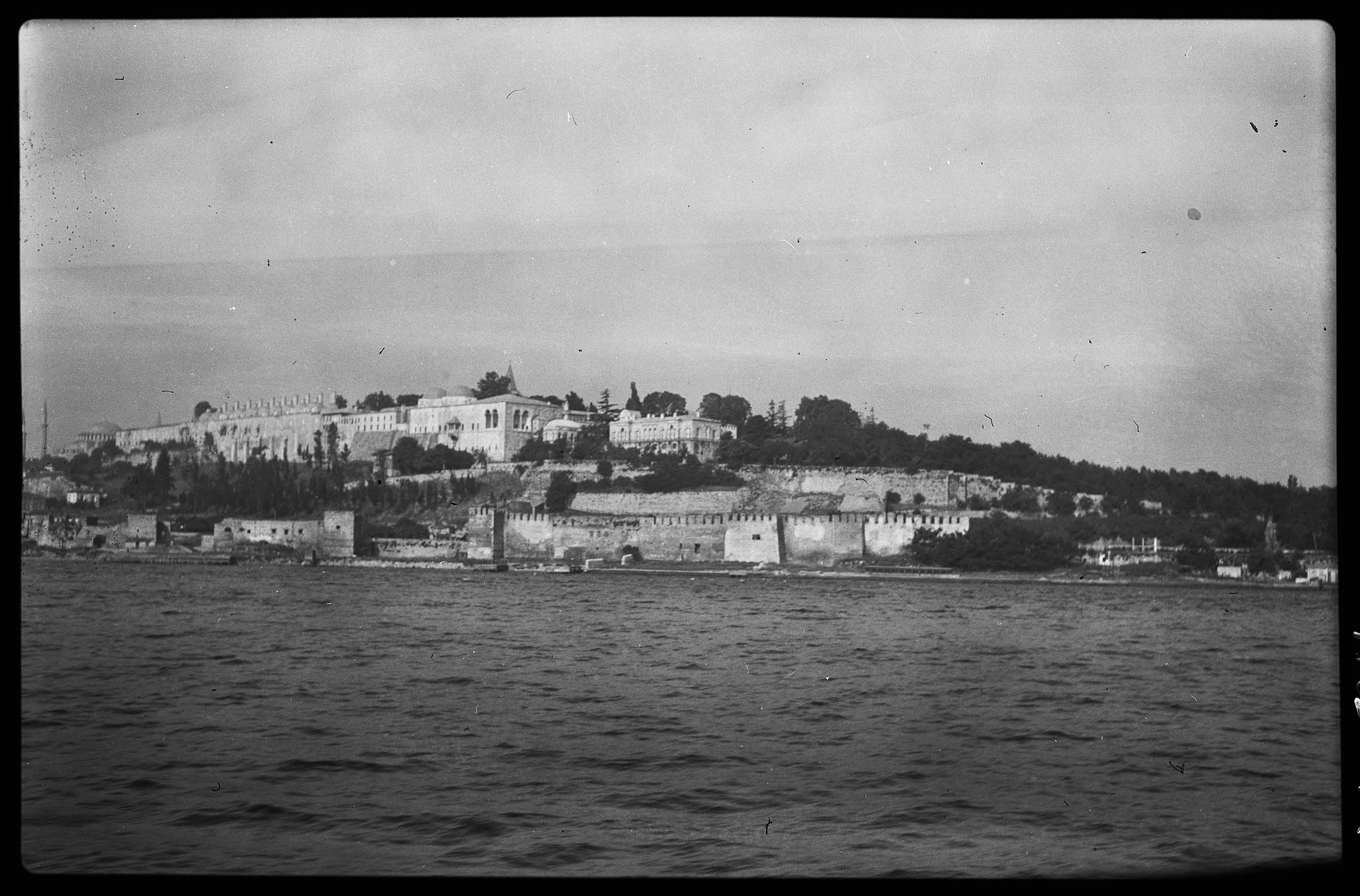 La pointe du Sérail depuis la mer